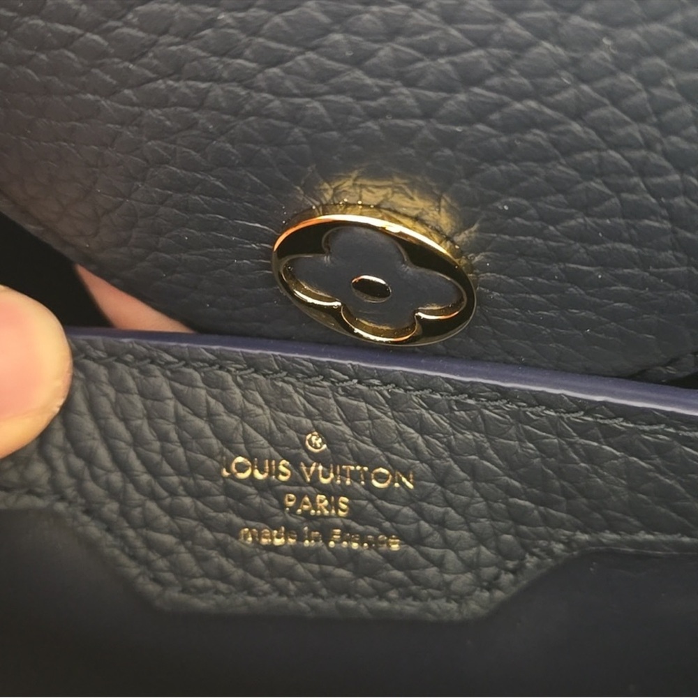 LOUIS VUITTON *NWT* Capucines MM Navy Taurillon Leather Mother of Pearl - Picture 9 of 12